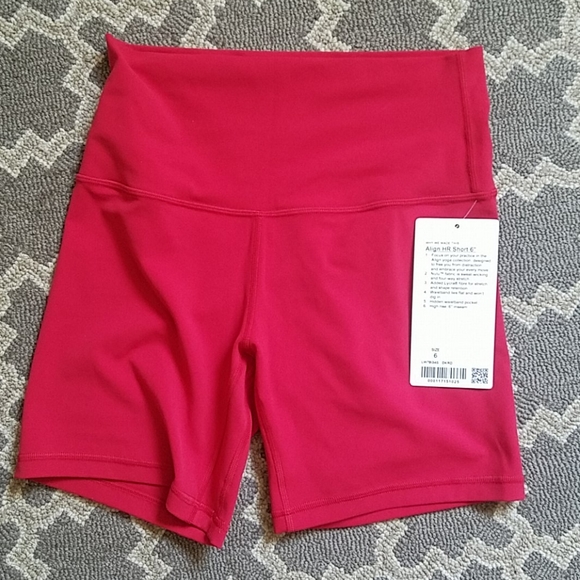 Lululemon Align Shorts 6” nwt sold out - Picture 2 of 5